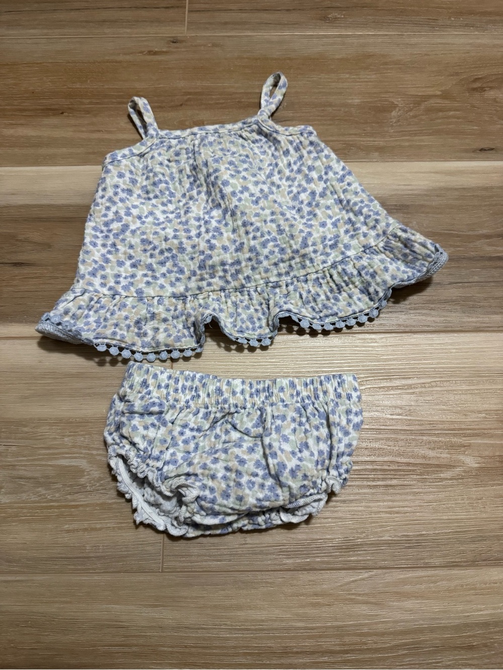 Rabbit + Bear organic cotton outfit